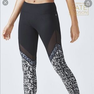 Mid-Rise Mesh Powerhold® Legging